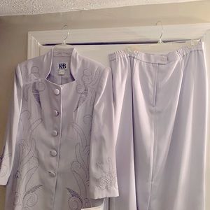 Silver 2 piece Katherine Bishop skirt suit size 14